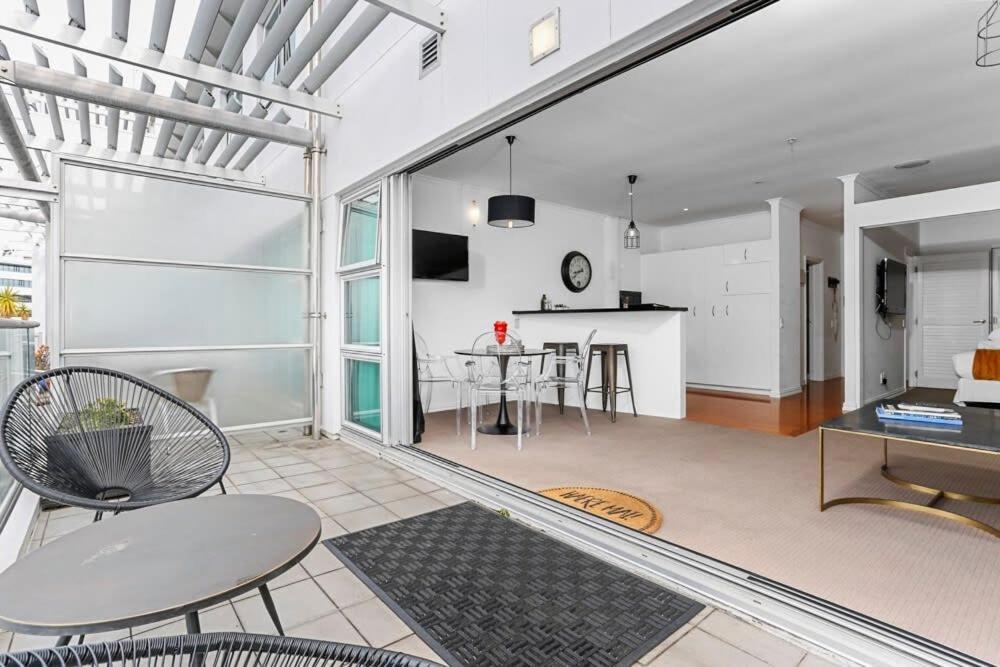 Funky One Bedroom Apartment On Princes Wharf 오클랜드 외부 사진